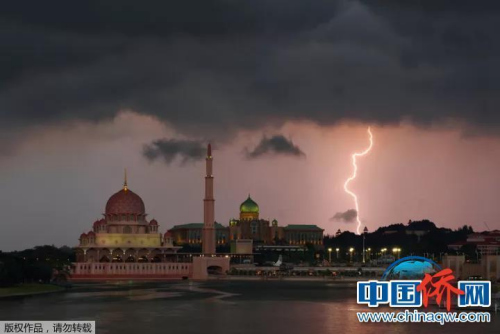 “相機(jī)攝”馬來西亞布城，閃電。