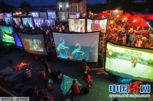 “相機(jī)攝”河南省?？h為碧霞元君暖壽的電影。