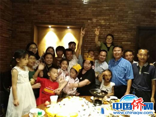 全家福合照。