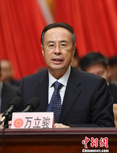12月6日，中國僑聯(lián)主席萬立駿在大會上講話。當(dāng)日，福建省第十次歸僑僑眷代表大會在福州開幕?！埍?攝