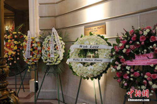 當(dāng)?shù)貢r(shí)間12月15日，美國(guó)舊金山舉行李孟賢市長(zhǎng)遺體告別儀式，紀(jì)念12日凌晨因心臟病去世的李孟賢。他是舊金山歷史上首位華裔、亞裔市長(zhǎng)，享年65歲。 <a target='_blank' >中新社</a>記者 劉丹 攝