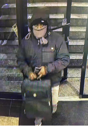 涉嫌搶劫法拉盛汽車旅館的男子。(警方提供)