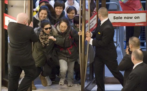 （英國(guó)《華聞周刊》微信公眾號(hào)）