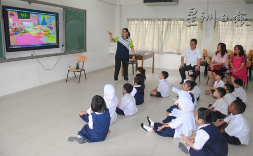 立人小學(xué)今年有21名一年級新生。 （馬來西亞《星洲日報》）