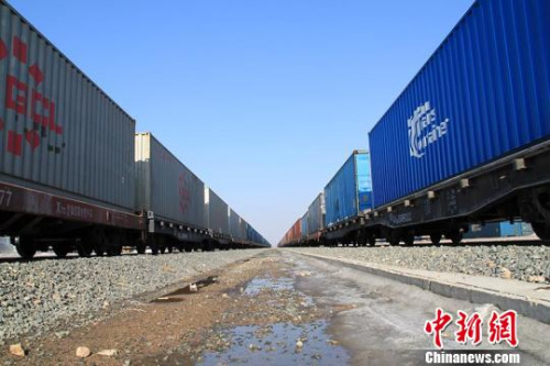 去年1至12月底，“長滿歐”班列進出口合計26538標箱，承運進出口貨值超9.91億美元。長春國際陸港發(fā)展有限公司供圖