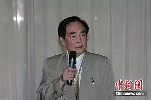 2006年8月侯云德院士在禽流感國際會議上。資料圖