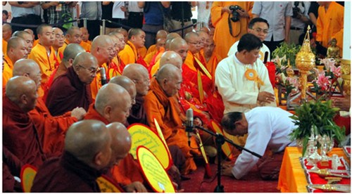 吳登盛參拜中緬法師。