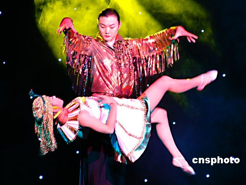 魔術(shù)師李寧，他是獲世界魔術(shù)比賽“金魔棒獎(jiǎng)”的亞洲第一人。