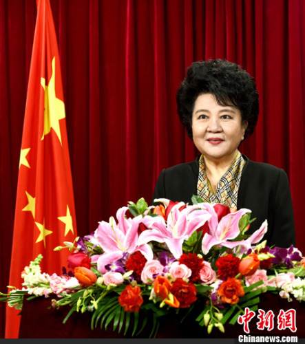 在新春佳節(jié)即將到來之際，中國國務(wù)院僑務(wù)辦公室主任裘援平在北京發(fā)表農(nóng)歷戊戌年新春賀詞，向華僑華人和歸僑僑眷致以節(jié)日問候。<a target='_blank' >中新社</a>記者 張勤 攝