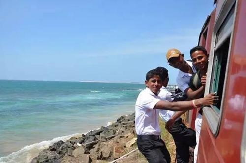 資料圖：“掛火車”。圖片來源：取自中國駐斯里蘭卡大使館網(wǎng)站。