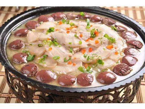 資料圖。東北美食之一：白肉血腸。來源：國際在線