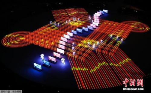 資料圖：當地時間2月25日，2018平昌冬奧會舉行閉幕式，“北京八分鐘”華美登場，美麗畫面震憾全場。