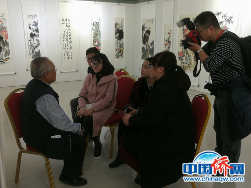 現(xiàn)場詢問咨詢。(圖片均由作者提供)