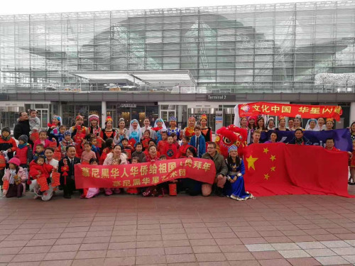 參演人員大合照。