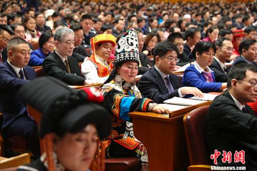 3月20日，十三屆全國人大一次會議在北京人民大會堂舉行閉幕會。 (<a target='_blank' >中新社</a>記者 劉震 攝)