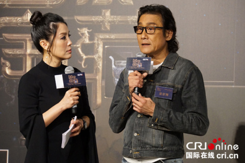 《國家寶藏》國寶守護(hù)人香港著名演員梁家輝(右)攝影：李納新