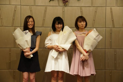 華人明星組合“CJAngel”在會上登臺亮相。（日本《中文導報》圖片）