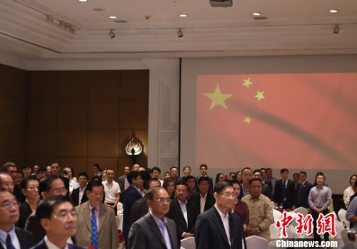 柬埔寨中國港澳僑商總會20周年暨第九屆理事就職現場?！↑S耀輝 攝