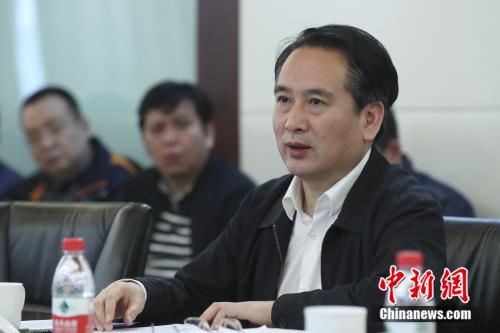 30日，中國新聞社舉行黨委理論學(xué)習(xí)中心組擴(kuò)大會議，國僑辦副主任譚天星出席會議并講話 <a target='_blank' >中新社</a>記者 盛佳鵬 攝