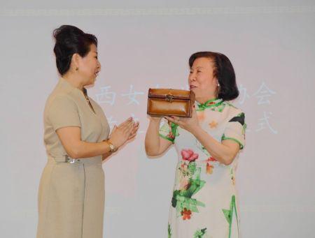 授印儀式(圖片來源：歐華報)