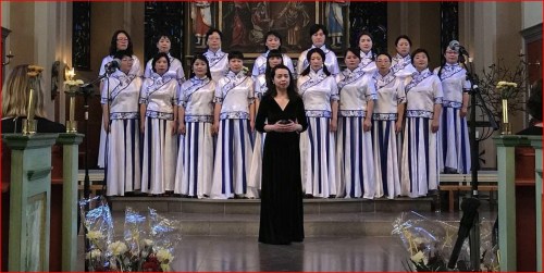 瑞典華人愛樂合唱團指揮楊筱音清唱唐詩歌曲《陽關(guān)三疊 》