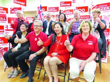 代表安省自由黨出戰(zhàn)的多名候選人。（加拿大《明報》圖片）