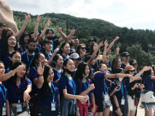 放歌八達嶺。