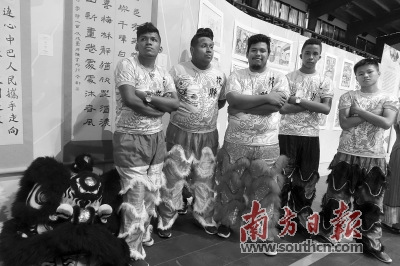 巴拿馬青少年熱衷中國醒獅文化。