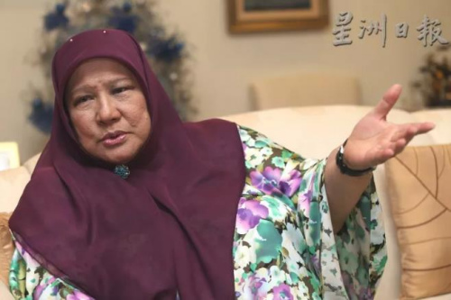 莎莉娜說，語言能夠促進彼此之間的文化交融、相互尊重。尤其大馬是多元種族及文化的社會，種族更不會是分裂國人團結(jié)的因素。(圖片來源：馬來西亞《星洲日報》)