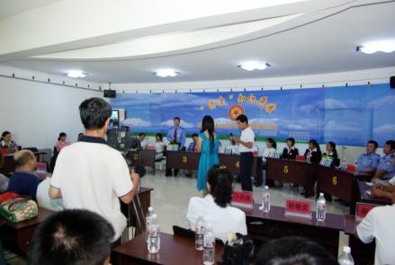 僑務(wù)部門組織僑法知識競賽。