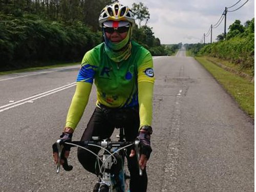 　鐘寶和展開千多次腳踏車行程。(受訪者提供)