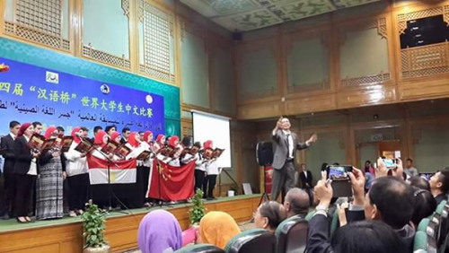 2015年“漢語(yǔ)橋”世界大學(xué)生中文比賽埃及分賽區(qū)決賽。 喻曉璇 圖