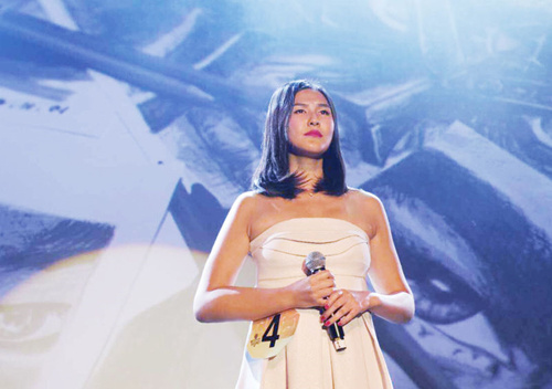 匈牙利參賽歌手冠軍陳藝捷。