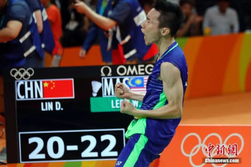 李宗偉慶祝勝利。 <a target='_blank'  >中新網(wǎng)</a>記者 盛佳鵬 攝