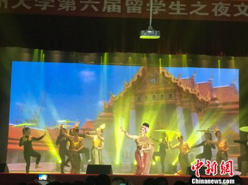 晚會活動現(xiàn)場。冷桂玉 攝