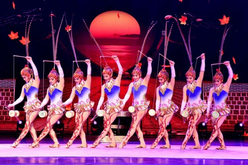 12月23日晚，中國(guó)僑聯(lián)在京舉行慶祝改革開放40周年晚會(huì)。（中國(guó)僑聯(lián)供圖。）