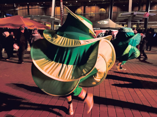 （加拿大《星島日?qǐng)?bào)》）