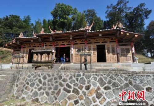 普照堂。張斌攝。