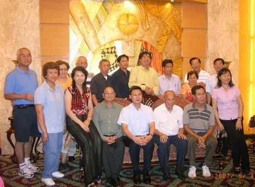 資料圖：2007年，泛美中華會館著名僑領(lǐng)黃金泉先生等7國僑領(lǐng)訪問中山 來源：廣東中山市僑聯(lián)網(wǎng)站