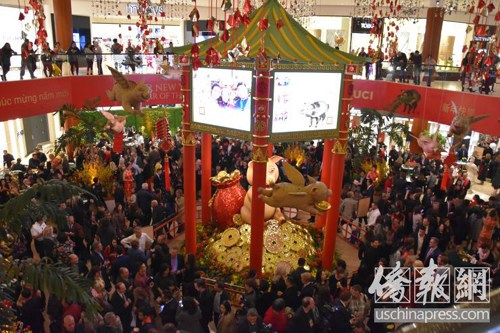 南海岸廣場慶祝中國年開幕儀式現場。僑報記者尚穎攝