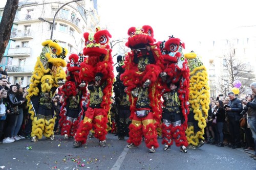 舞龍舞獅表演。（《歐洲時(shí)報(bào)》 潘越平 攝）