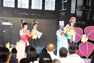 海南公仔戲表演現(xiàn)場