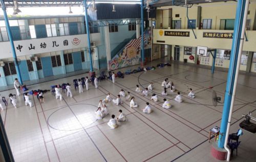 馬來西亞中山幼兒園與中山華小相連。(馬來西亞《星洲日?qǐng)?bào)》/丁祖興 攝)