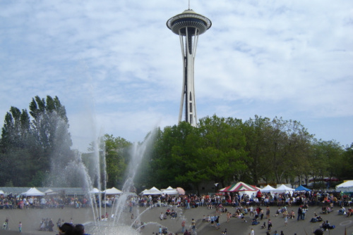 西雅圖中心和太空針塔是遠近馳名的著名景點。(美國《世界日報》/王又春 攝)