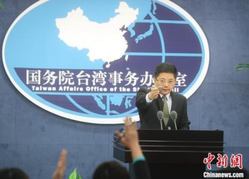 資料圖：國(guó)務(wù)院臺(tái)辦在北京舉行例行新聞發(fā)布會(huì)，發(fā)言人馬曉光回答記者提問。<a target='_blank' >中新社</a>記者 張宇 攝