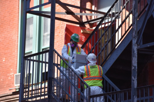 MOCA希望能在當(dāng)天，將2000箱館藏文物搬離現(xiàn)場(chǎng)。(記者顏嘉瑩／攝影)