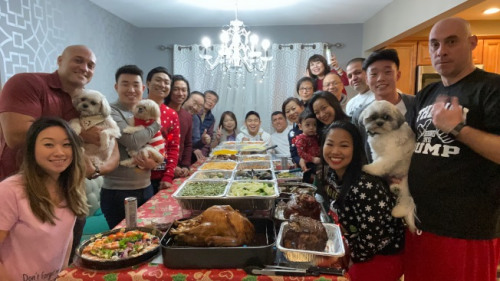 溫媄淇每年母親節(jié)都與大家庭共慶，無奈疫情下無法與眾人齊聚共度自己第一個母親節(jié)。（溫媄淇提供）