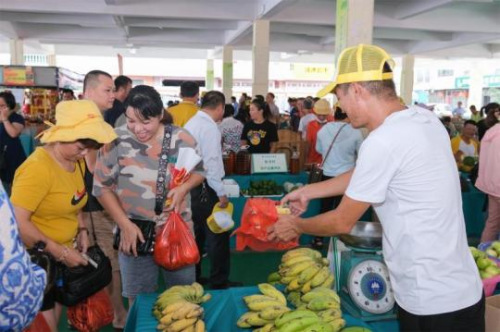 圖為活動(dòng)現(xiàn)場(chǎng)?！×嘱┚?攝