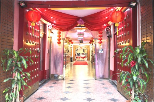 阿中福清會館迎賓長廊。（阿根廷華人網(wǎng)）