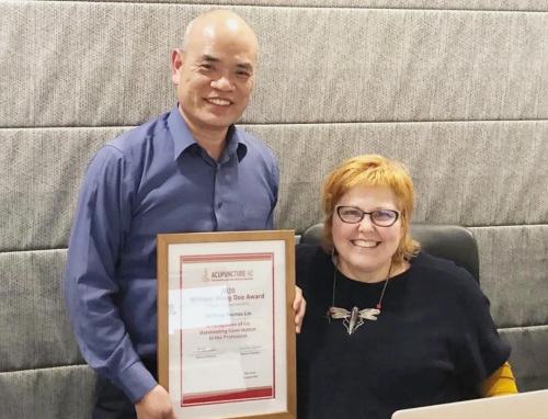 新西蘭中醫(yī)界的最高榮譽獎第一次授予華人中醫(yī)師。